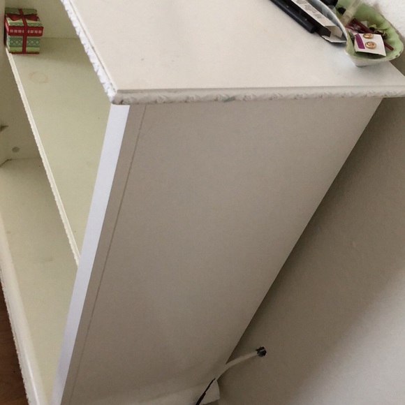 Desk for basically anything Beautiful white desk - Picture 3 of 4